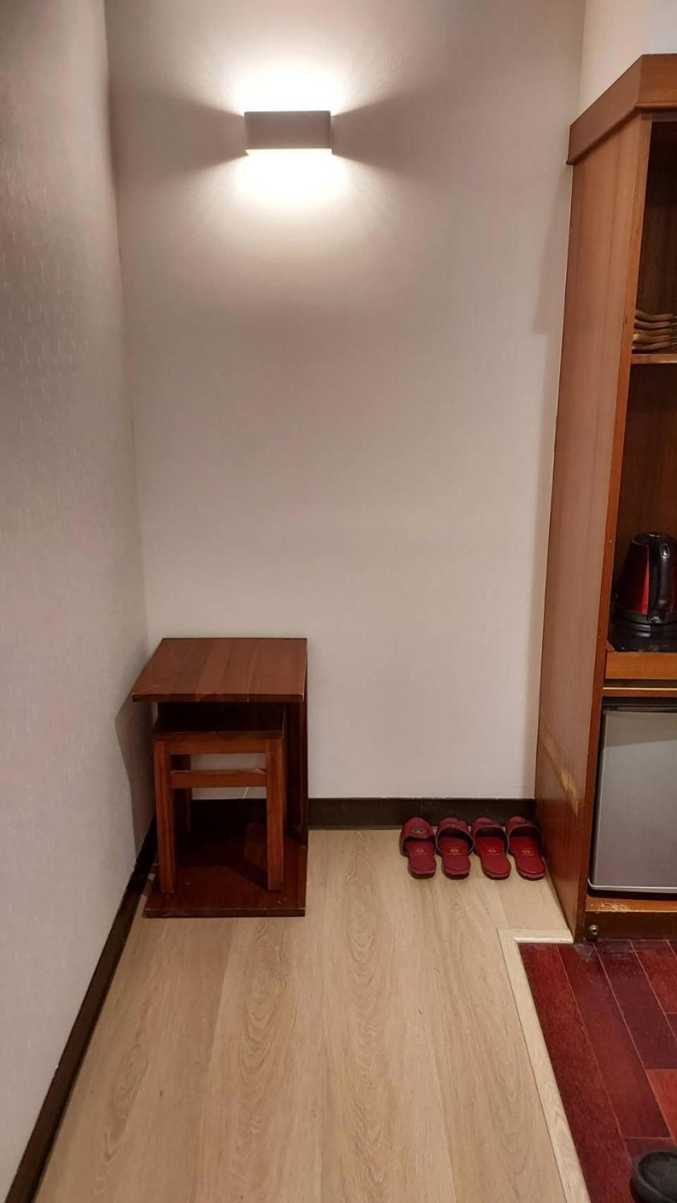 GAWA Hotel Tajpej Buitenkant foto